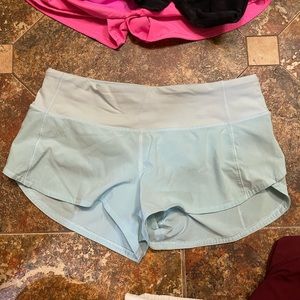 Lululemon speed up shorts 2.5 inch low rise
